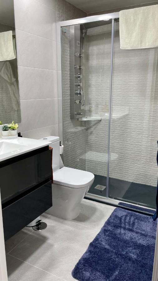 Madrid Villa Suites Aquamarina מראה חיצוני תמונה